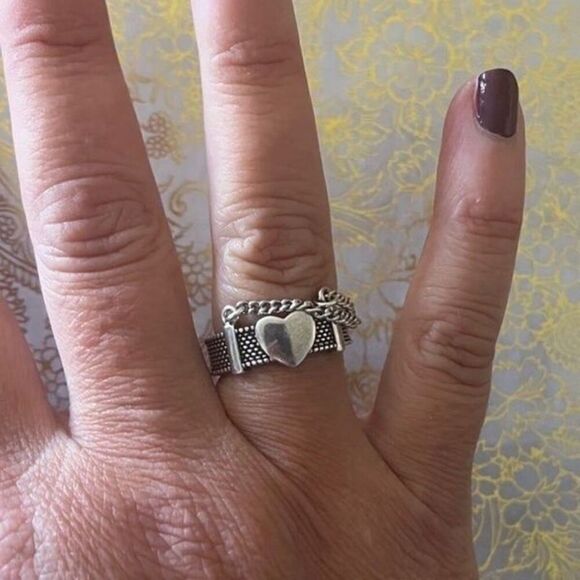 The Unchain My Heart Ring in antiqued Tibetan Silver 925 - Picture 2 of 12